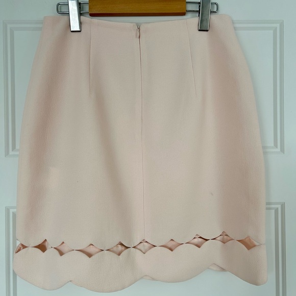 Beautiful Club Monaco Skirt - Picture 6 of 6
